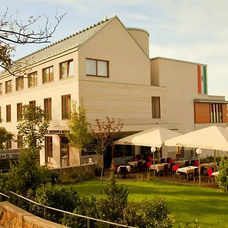 Hotel Castle Garden 4*