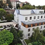 Castle Garden