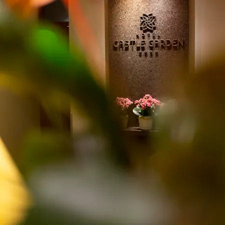 Castle Garden Hotel