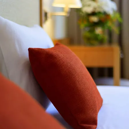 מלון Castle Garden