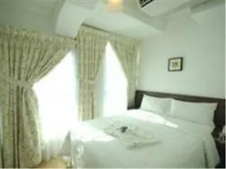 Castle Garden Hotel 4*