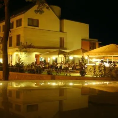 Castle Garden 4*