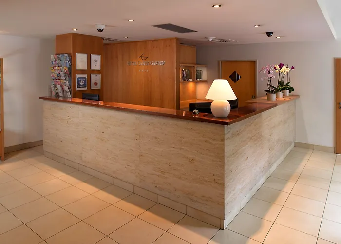 Hotell Castle Garden 4*