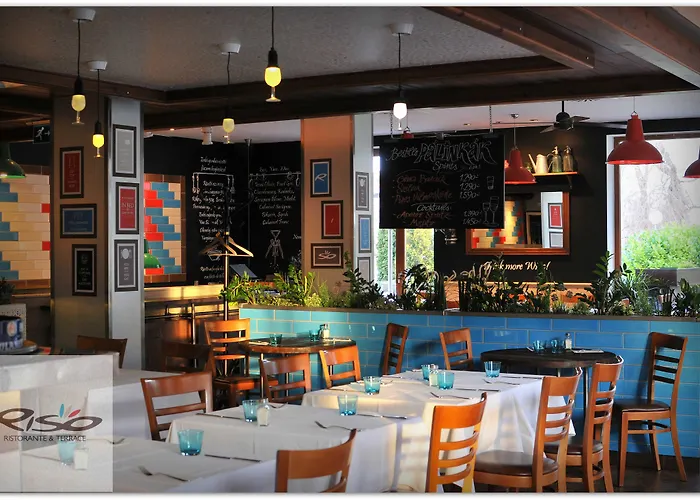 Castle Garden Hotell 4*