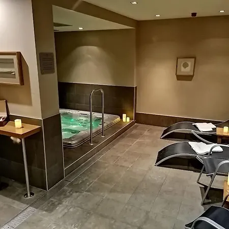 Castle Garden Hotel 4*