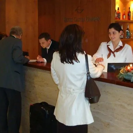 Castle Garden Hotel