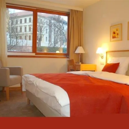 Castle Garden Hotel 4*